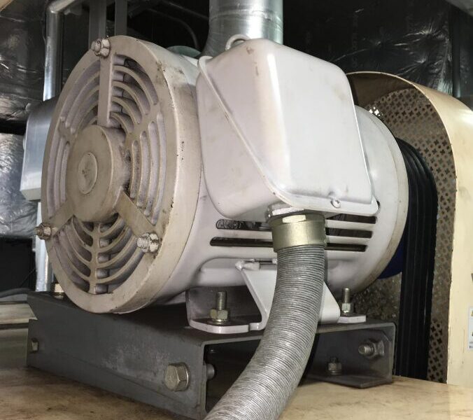 AHU（Air Handling Unit、大型空調機）のメンテナンス