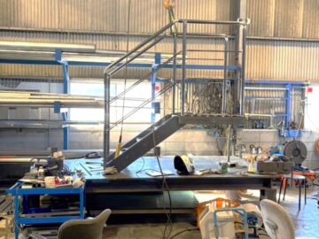 タラップ製作工事