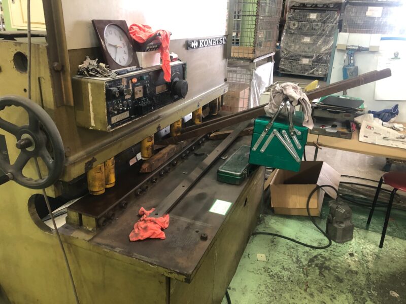 シャーリング刃の交換・調整替え